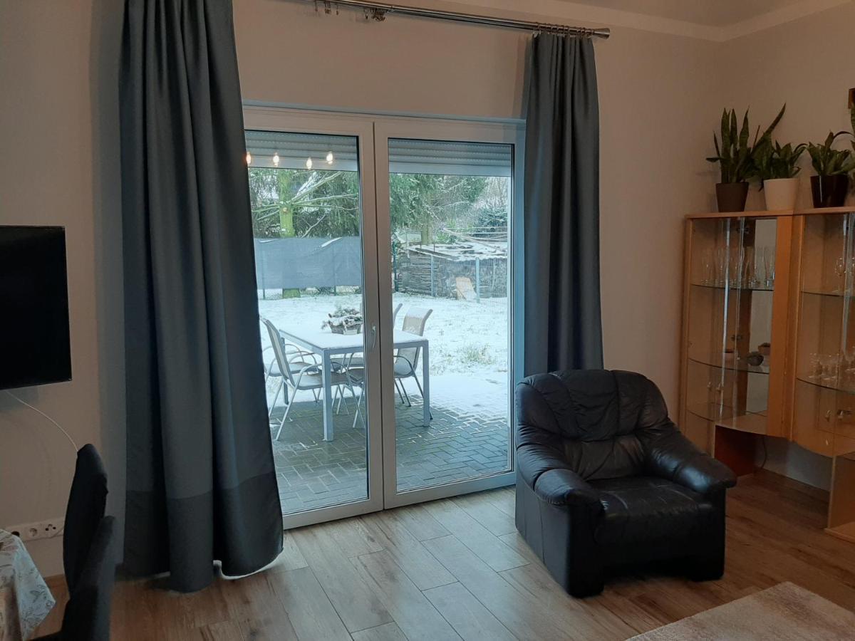 Am Bahnhof Apartment *