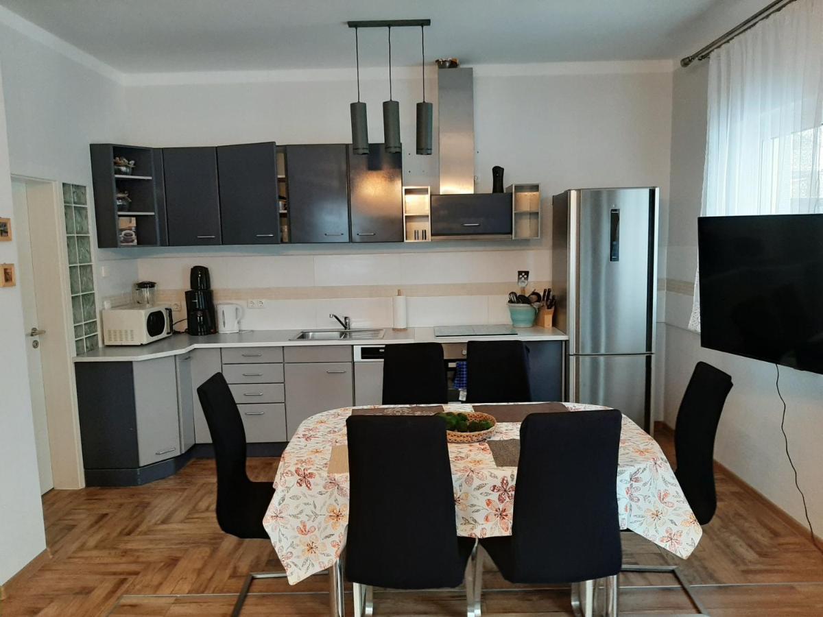 Apartment Am Bahnhof Werneuchen