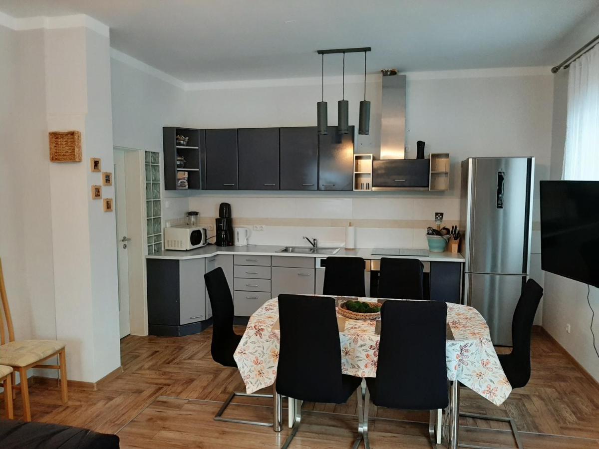 Am Bahnhof Apartment